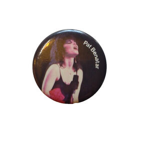 Pat Benatar Badge Pinback Button Original Vintage Live Pop Hard Rock Music 1984
